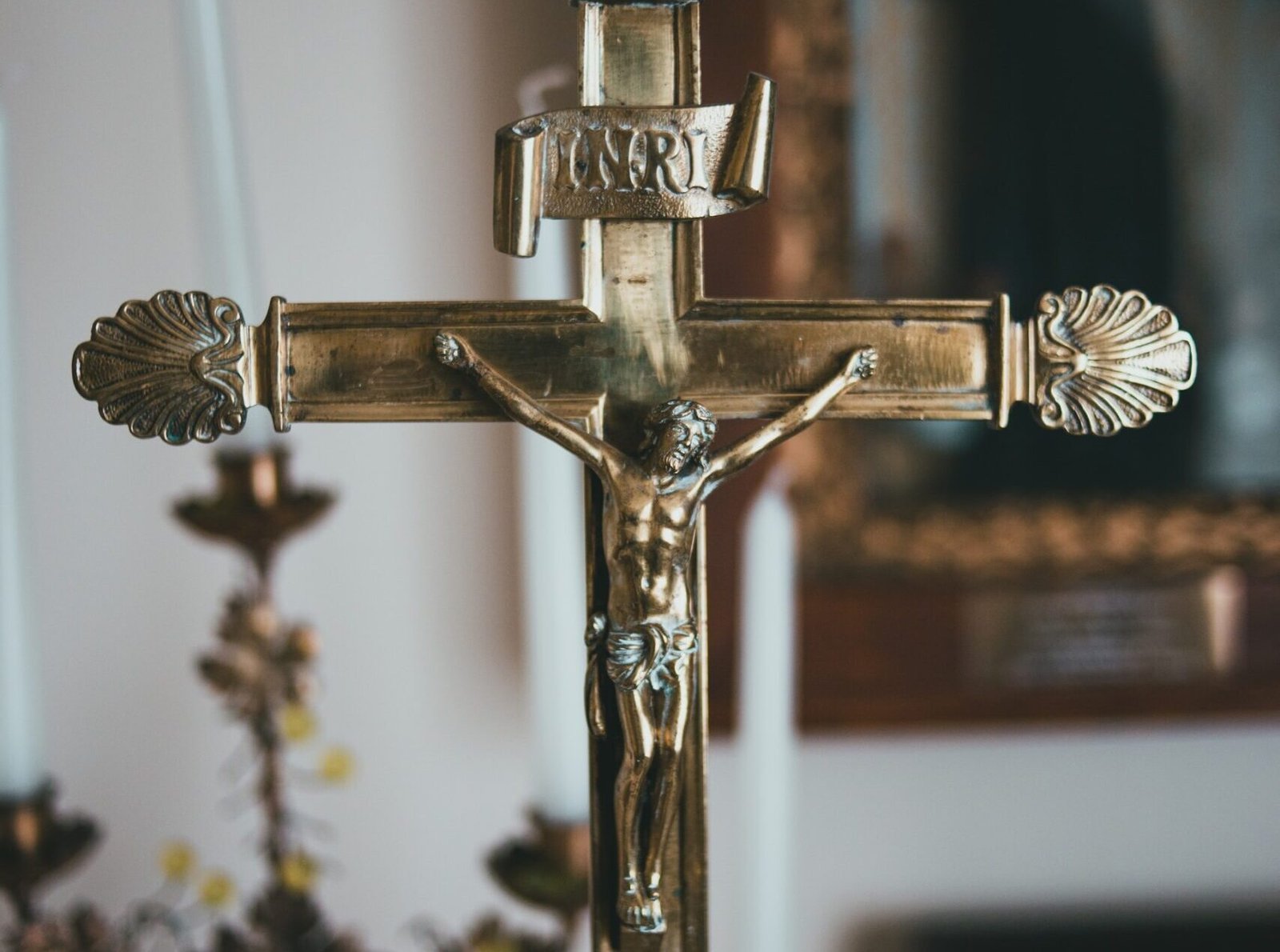 This prayer is meant to be prayed in front of a crucifix